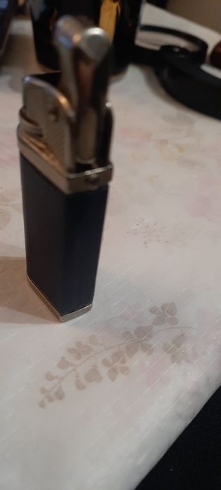 газовая зажигалка