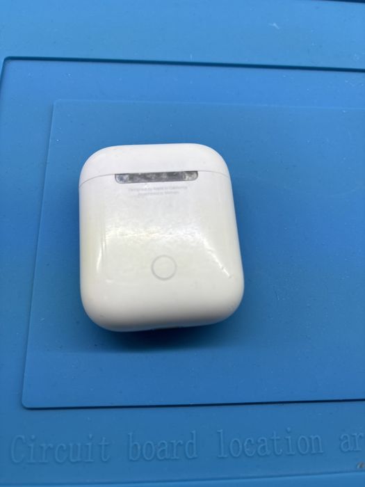 Etui Case Ladujace do Sluchawek Air Pods 2 A1602