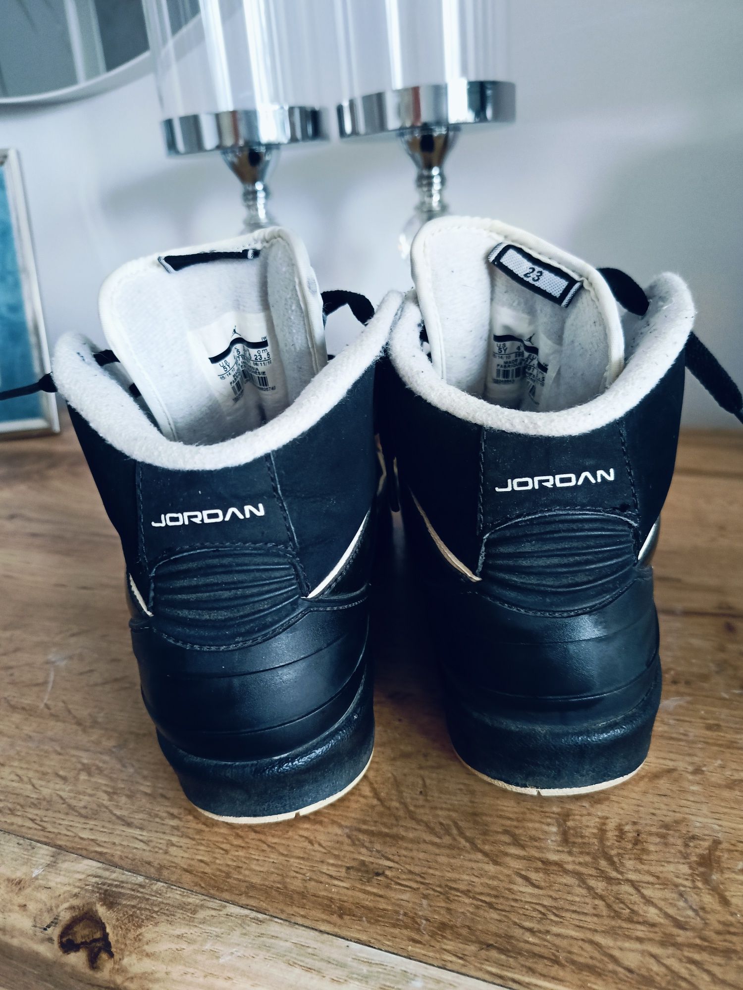 Buty Jordan 2 retro QF czarne 37, 5