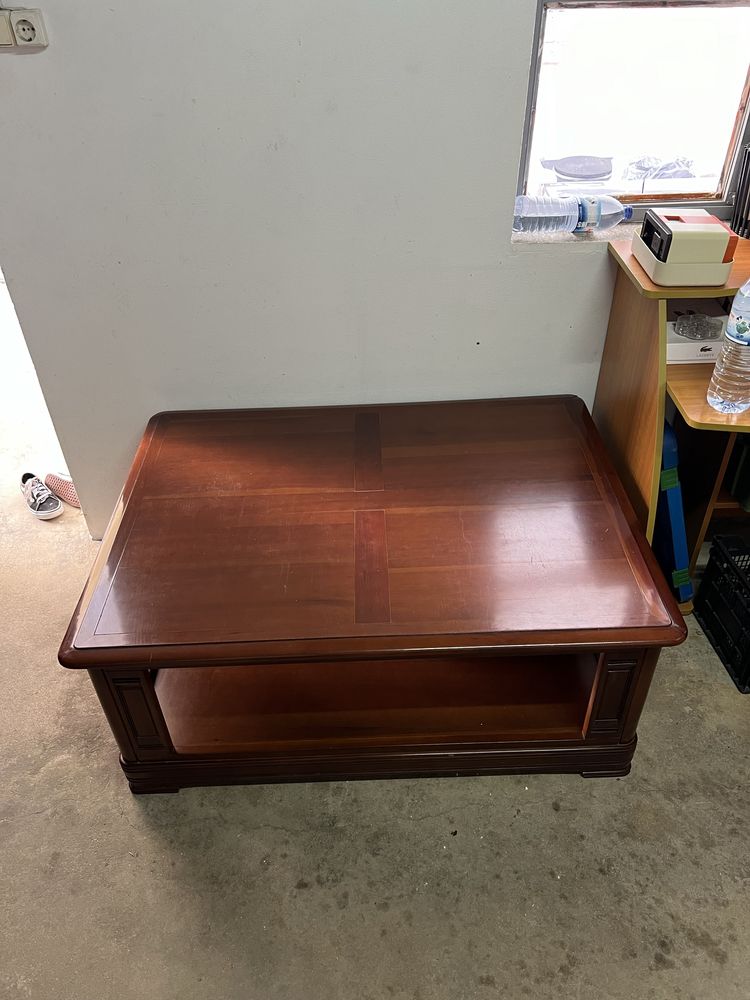 Mesa de centro / sala de estar em cerejeira