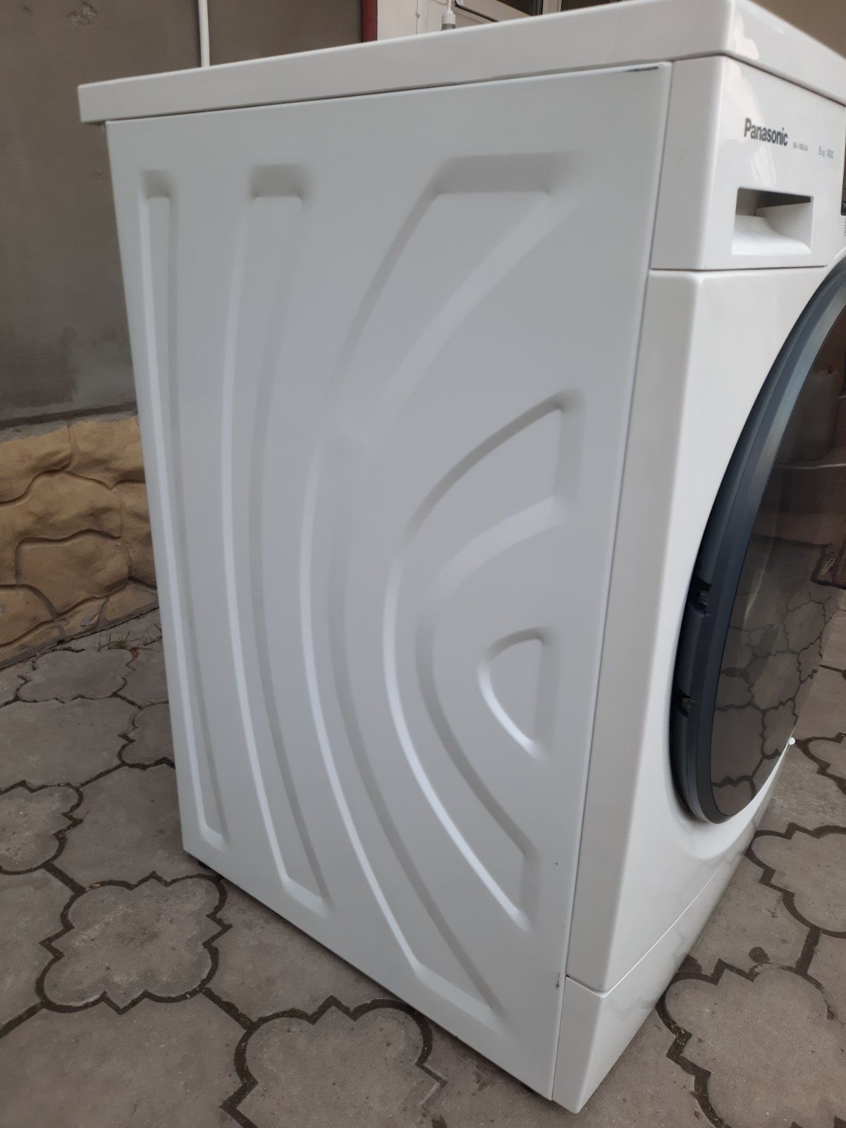 Продам пральну машину Panasonic  привезену з Німеччини