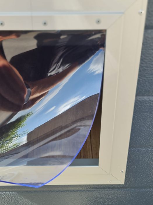 Buda dla psa ocieplana