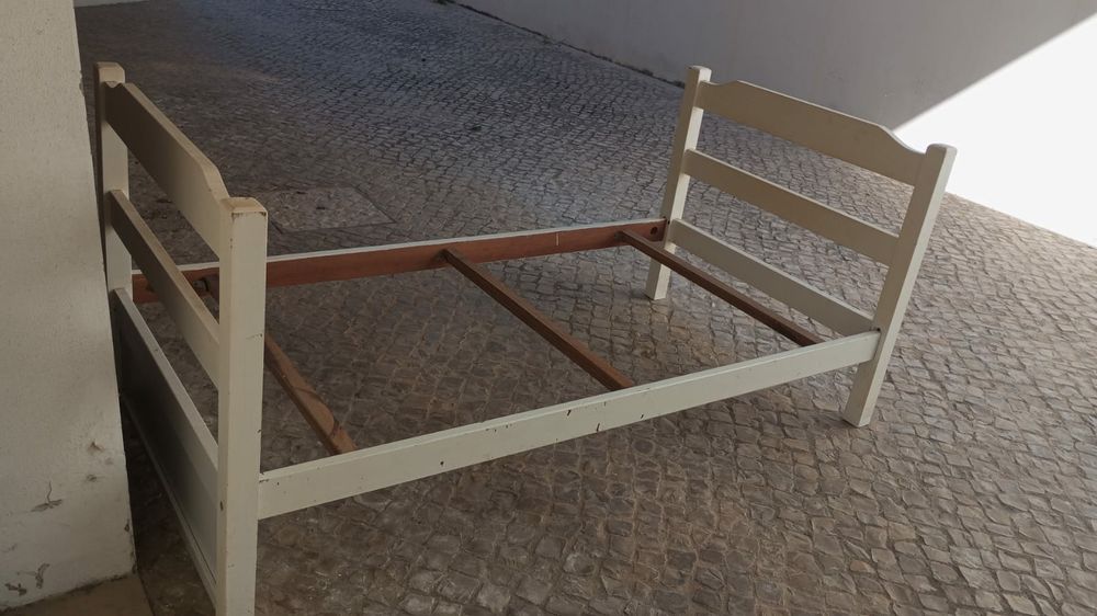 Cama  Solteiro madeira branca 195x98