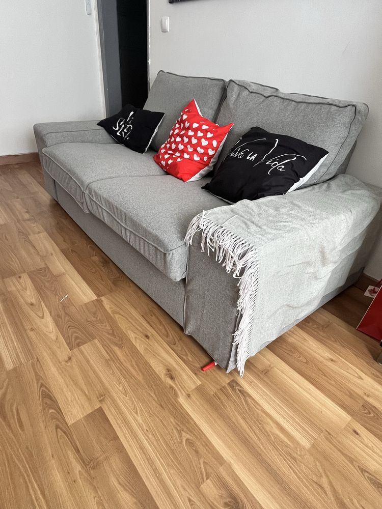 Sofa Ikea Kivik como novo