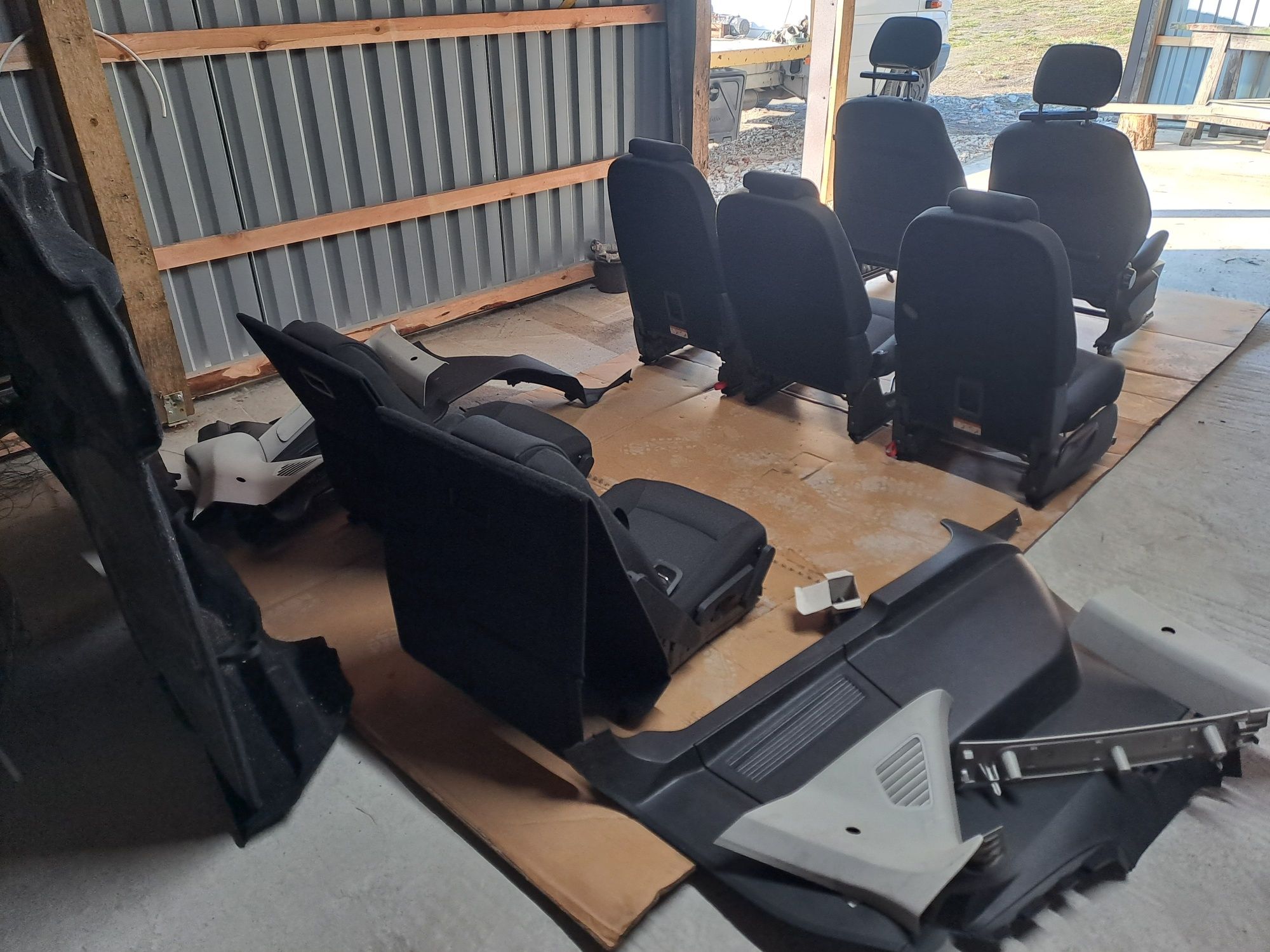 Fotele komplet Ford s-max 7 osób siedzen MK1