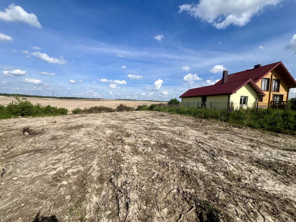 Земельна ділянка під житлову забудову 16соток передмістя Львів