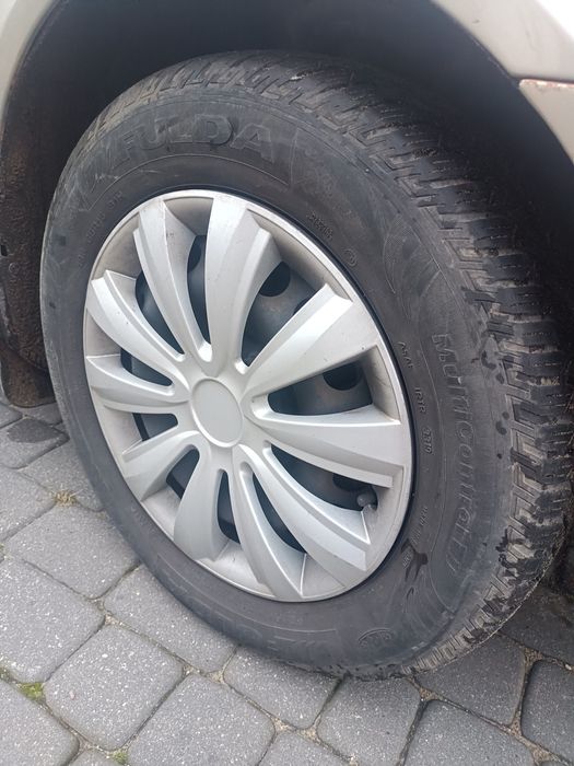 Felgi i opony Fulda całoroczne 195/65R15 VW Skoda octavia II