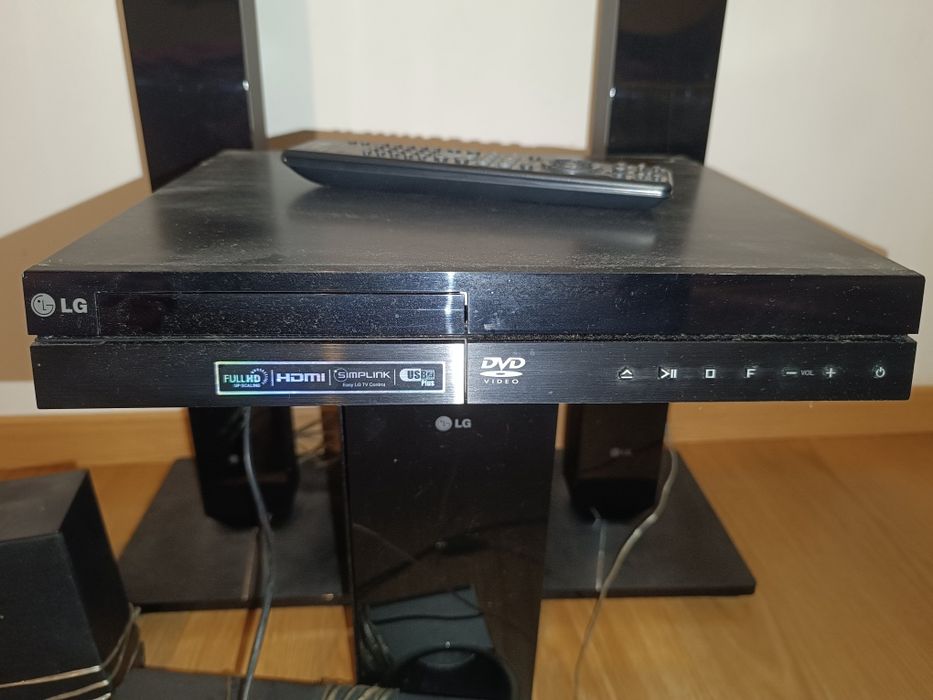 Sistema Home Cinema LG- 5.1 Surround + DVD Player