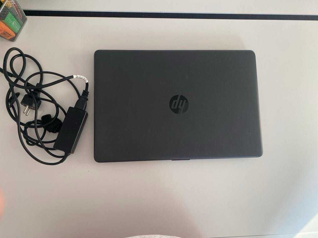 Laptop HP 250G6 procesor i3-5005U RAM 8GB