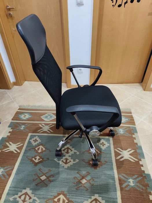 Vendo cadeira de escritório