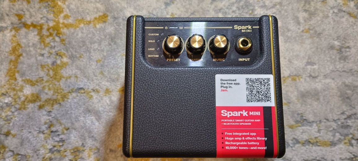 NOVO - Positive Grid Spark Mini + Grelha