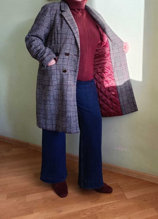 Стильне жіноче пальто бренду "RESERVED" р.50