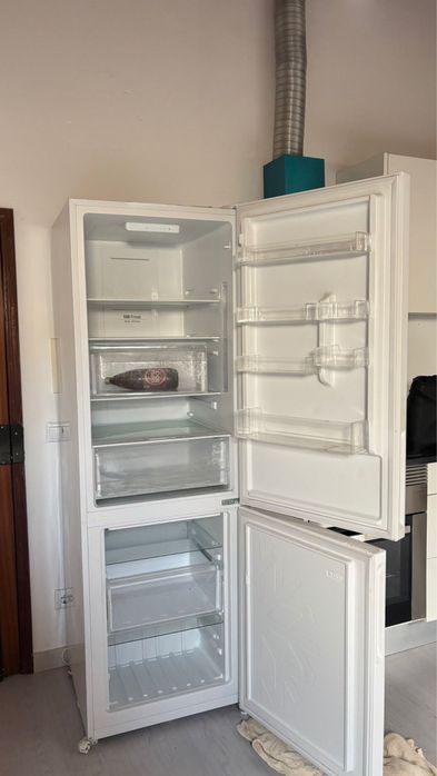 Frigorifico JOCEL semi novo