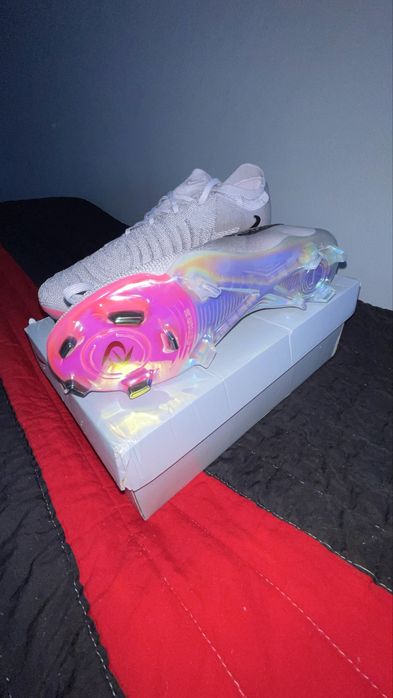 Chuteiras Nike Phantom GX FG