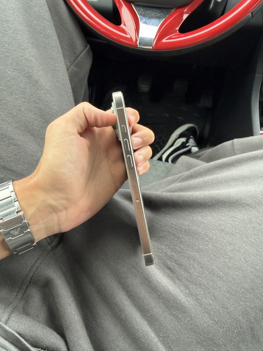 Iphone 16 PRO MAX ( COMO NOVO )