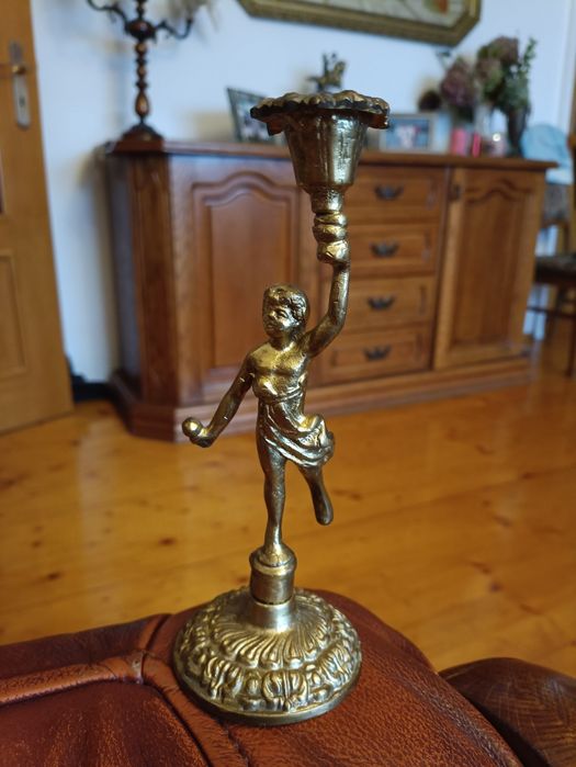 Świecznik mosiężny