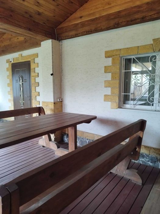 Будинок, Буча, вул. Виноградна