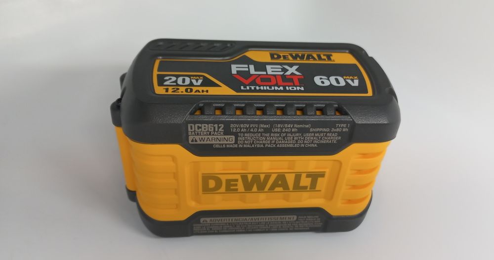 Акумулятор/Батарея DeWalt  Flexvolt 12 Ah. новий