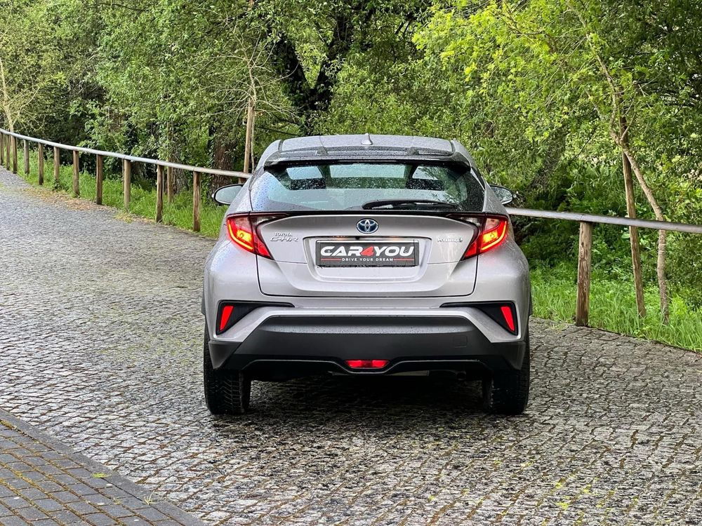 Toyota C-HR 1.8 Hybrid