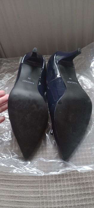 Czółenka skóra naturalna - Sagan granatowe 39