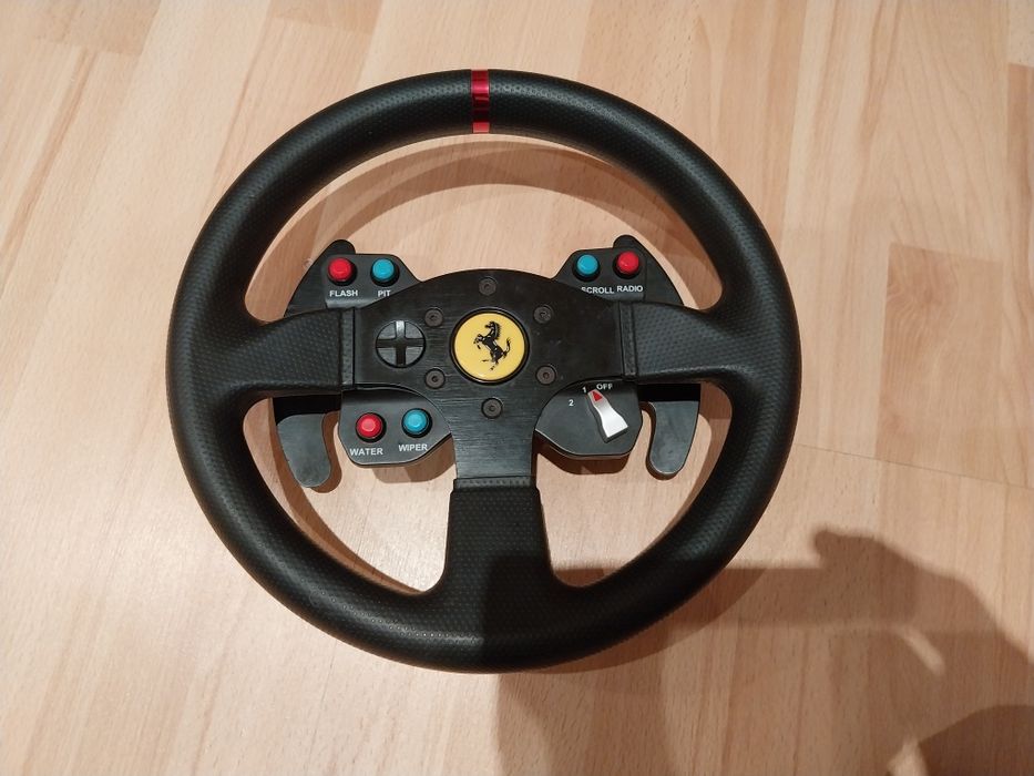 Thrustmaster t300 com motor como novo