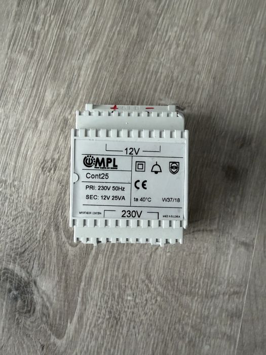 Safire / HikVision SF-VIK001-S-2 - Vídeo-Porteiro com display de 7''