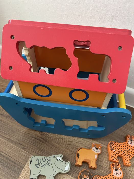 Drewnana Arka Noego Playtive sorter z figurkami zwierzęta Noe