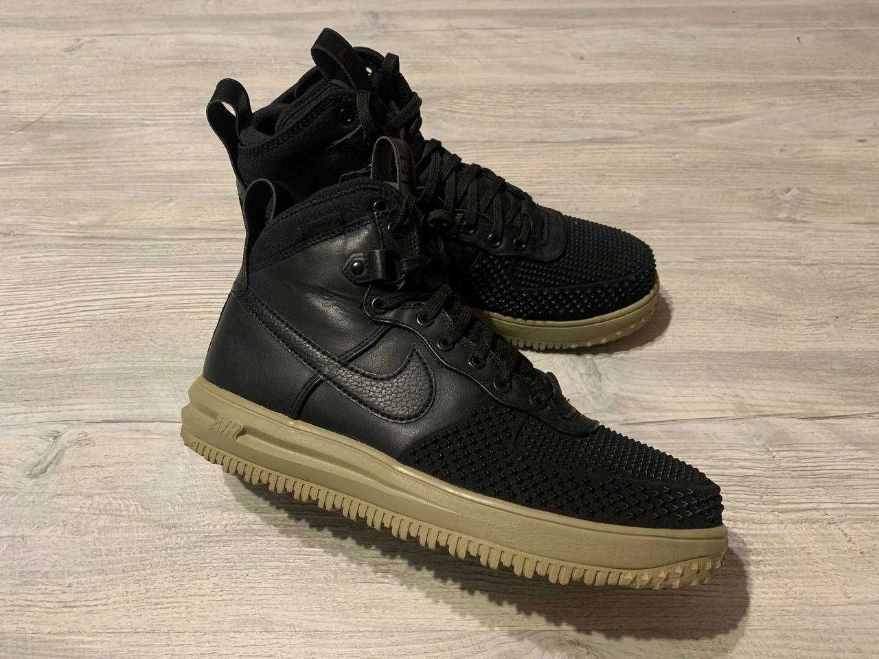 Оригінальні кросівки Nike Lunar Force 1 р44,5