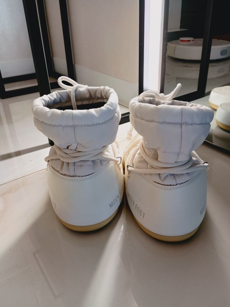 Оригінал супер теплі зимові місяцеходи Moonboots, 38