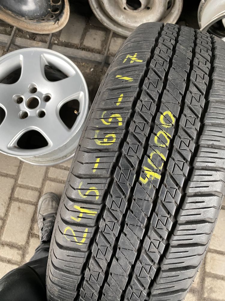 Літня резина 245/65 R-17 Bridgestone Dueler