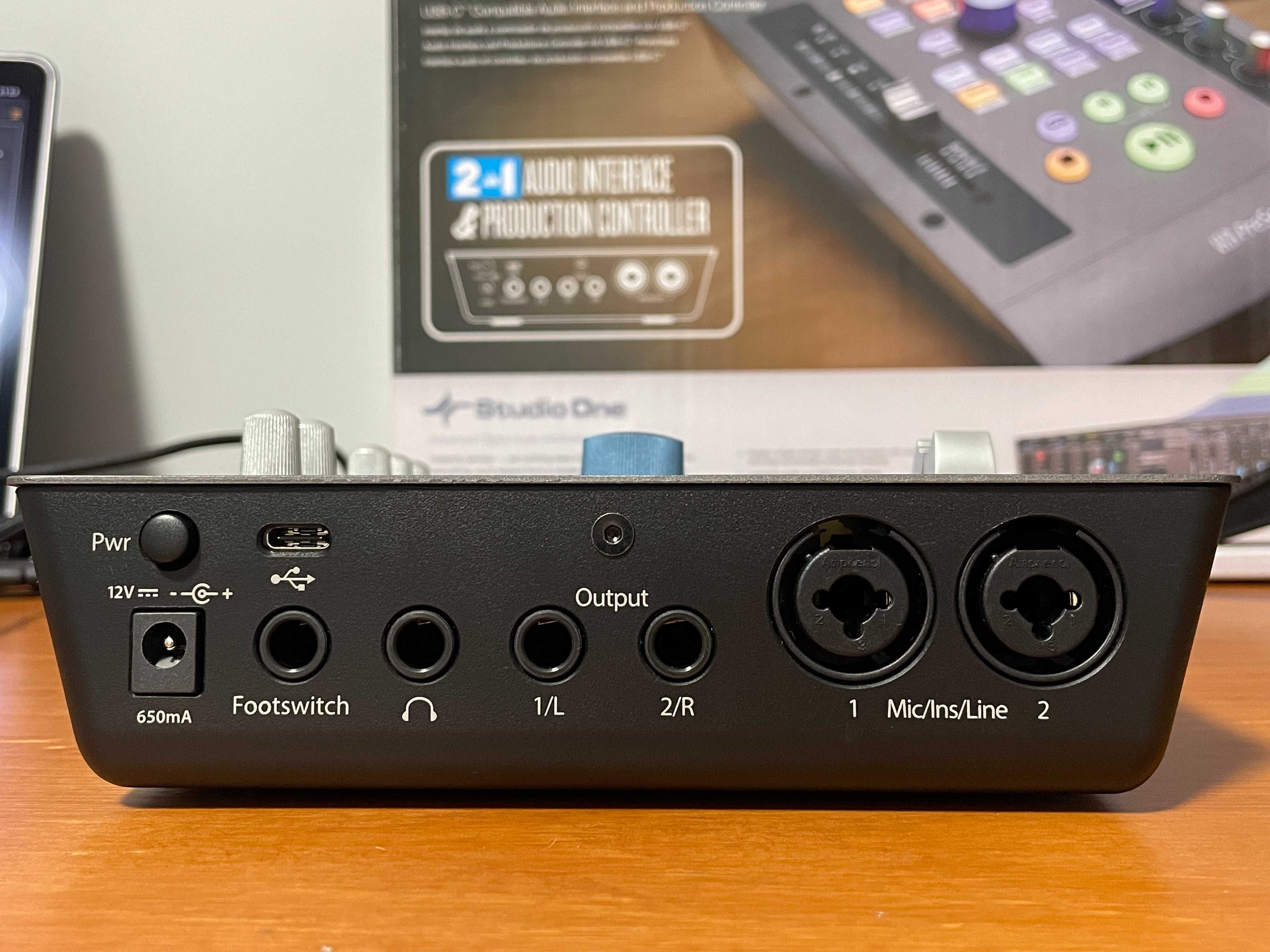 Звукова карта + контролер Presonus ioStation 24c