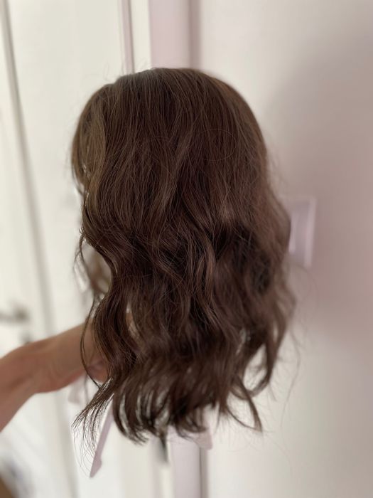 Peruka damska śliczna