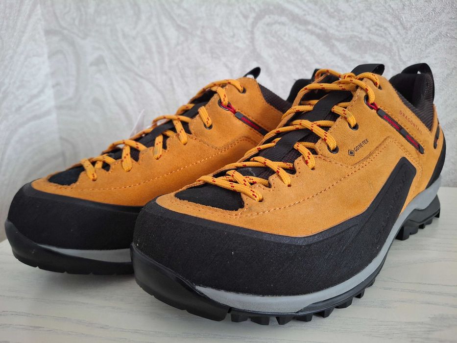 Взуття туристичне Garmont Dragontail Tech GTX Нові 42р.