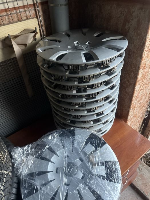 КОВПАКИ AUDI r16 A3 A4 A6 8K0 601 147 4 штуки VW Volkswagen Skoda Seat