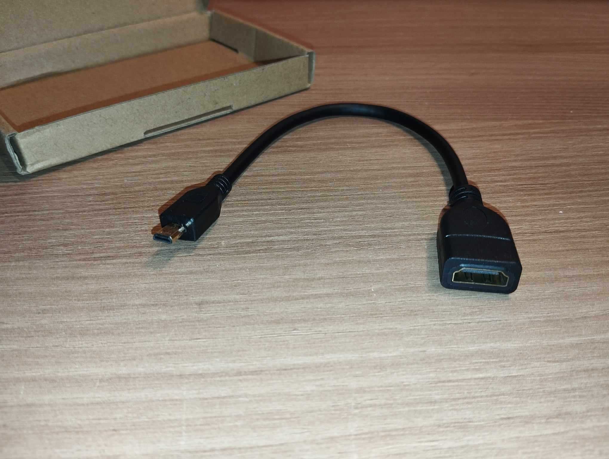 Kabel - USB / HDMI