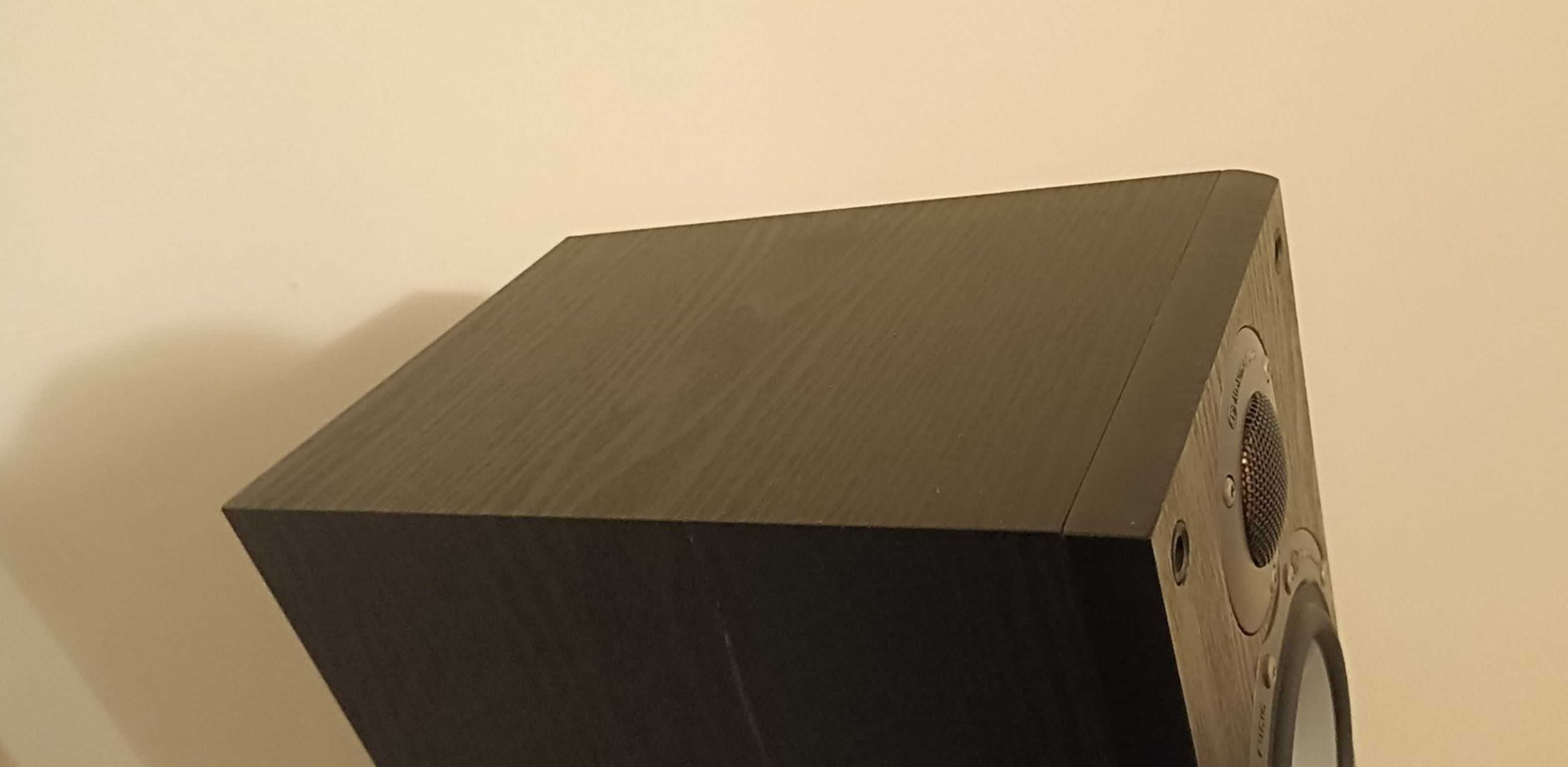 Colunas MOnitor Audio Bronze 5