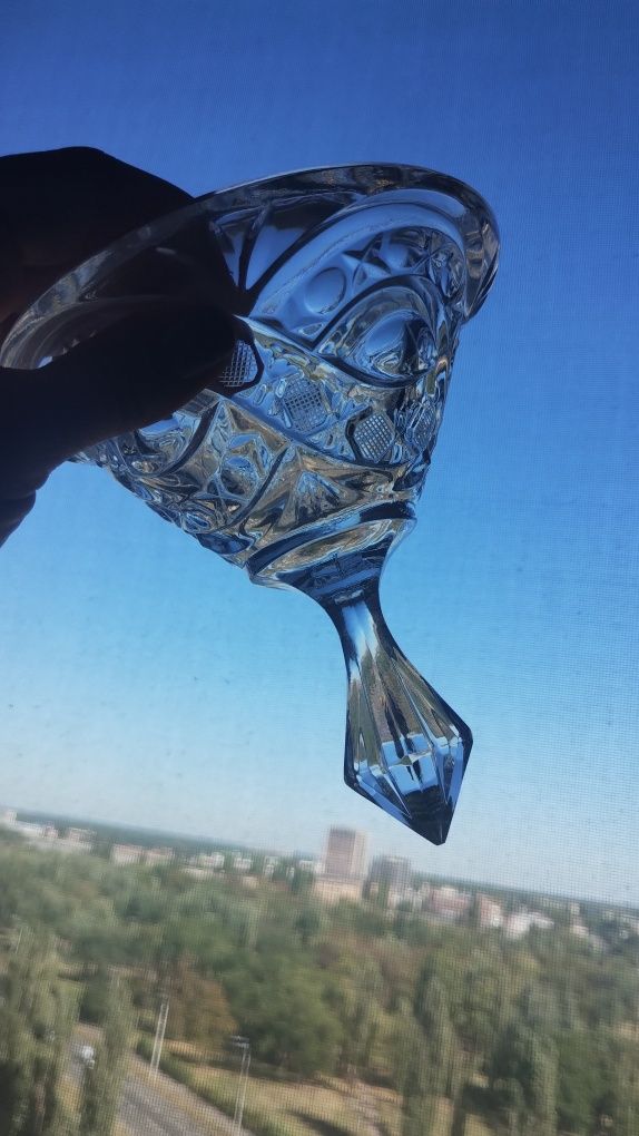 Цукерниця кришталева