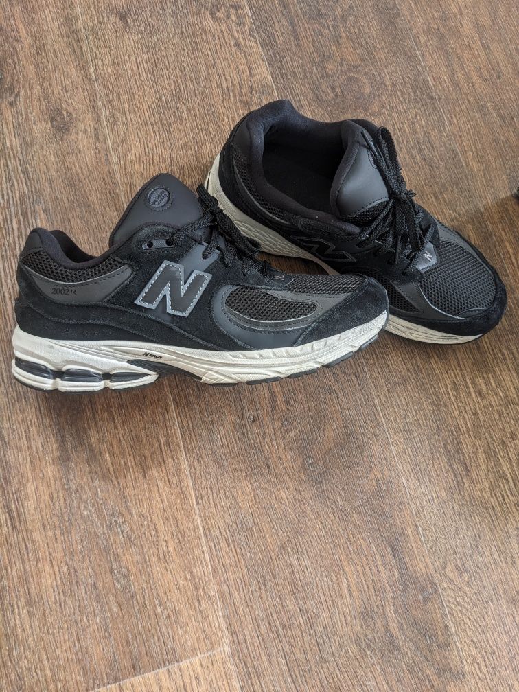 кросівки new balance 2002r (990,1906)