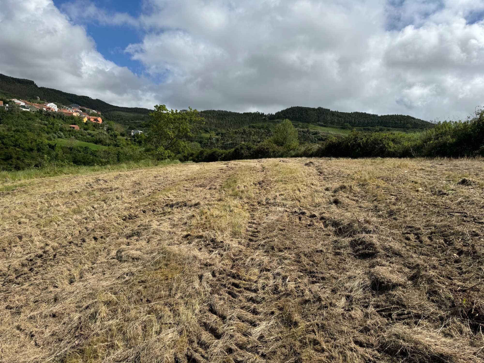 Terreno agrícola 2,2 hectares - Possibilidade de FINANCIAMENTO