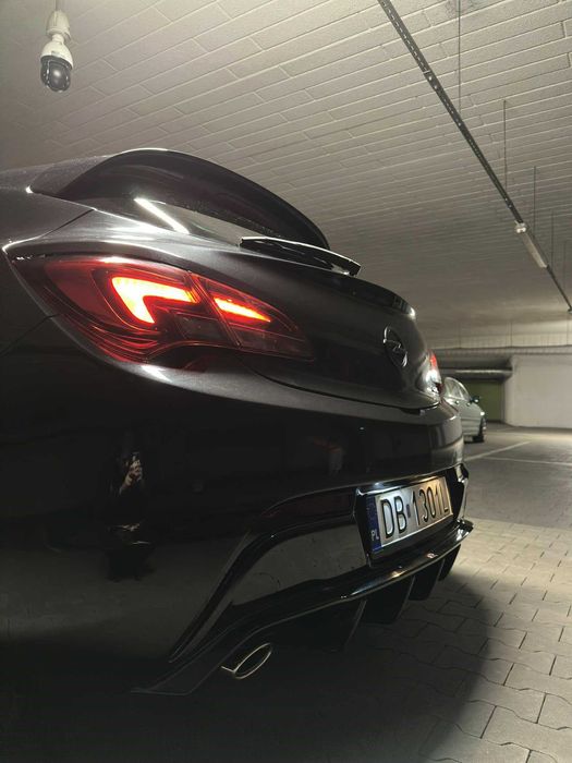 Opel Astra J Gtc 2.0 CDTI