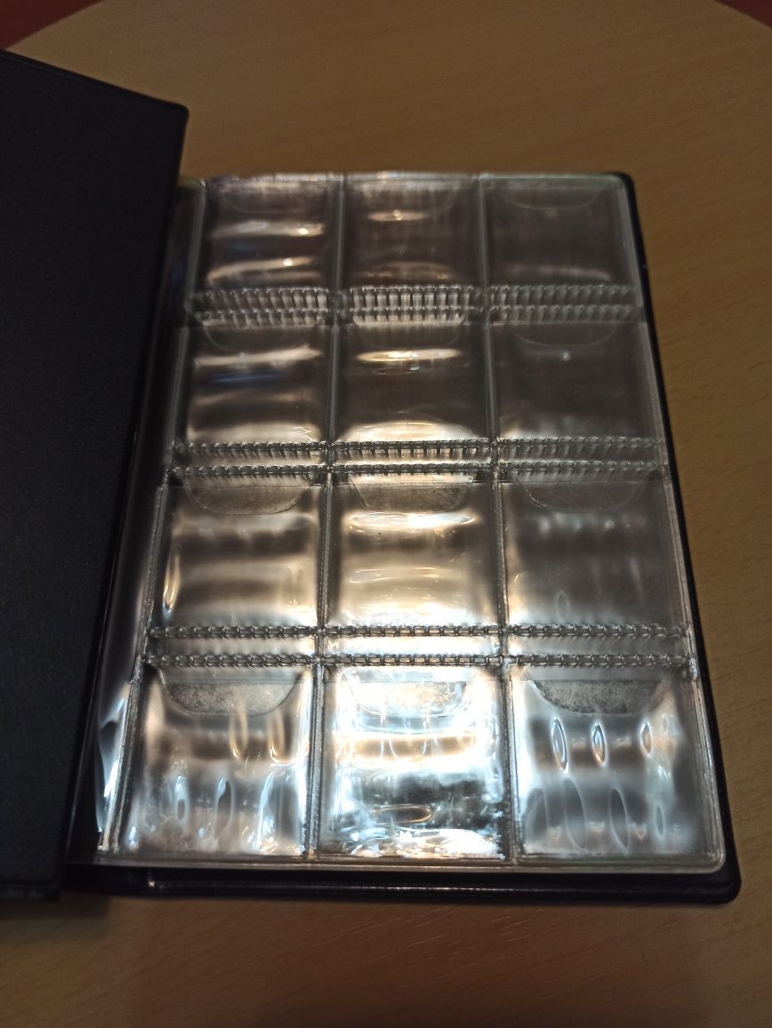 Caderno para guardar moedas