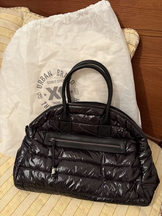 Mala de senhora nova, nunca usada, preto