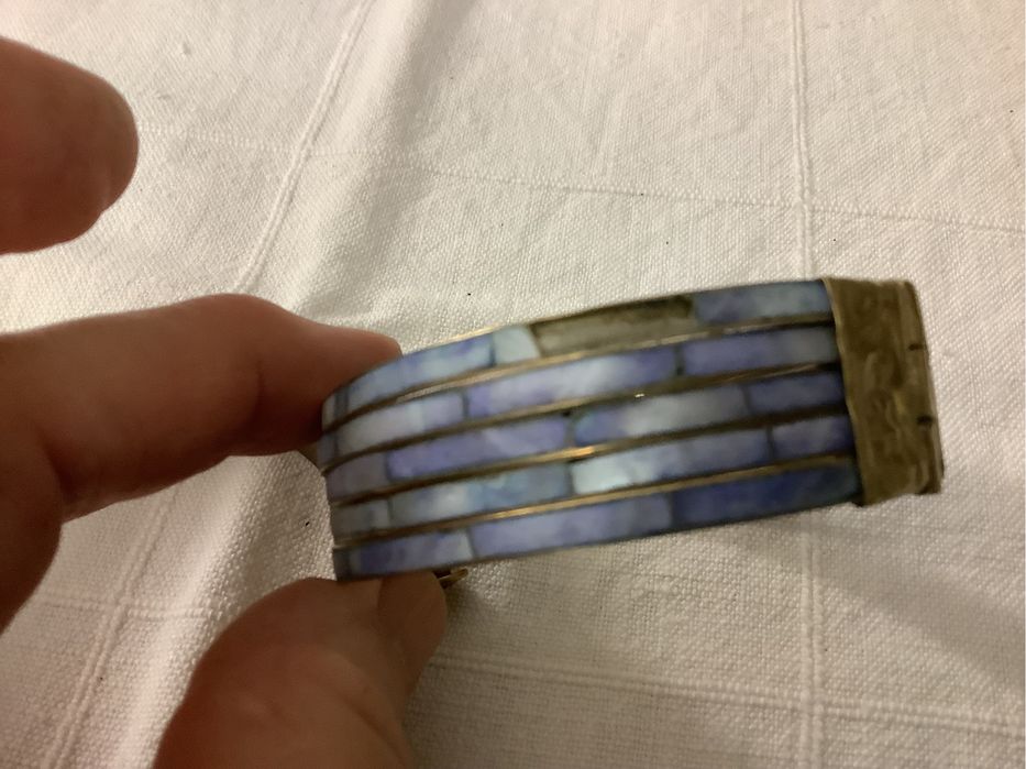 Pulseiras indianas com embutidos