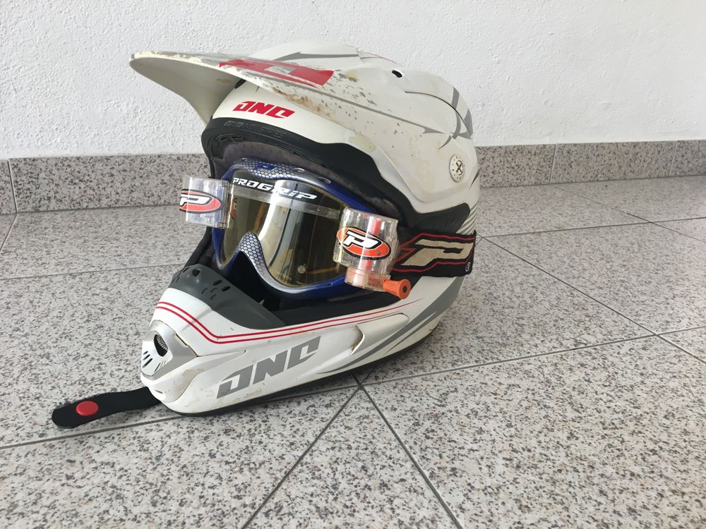 Capacete  One + óculos Progrip