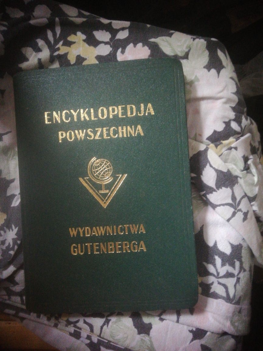 encyklopedia powszechna wydawnictwa Gutenberga tomy