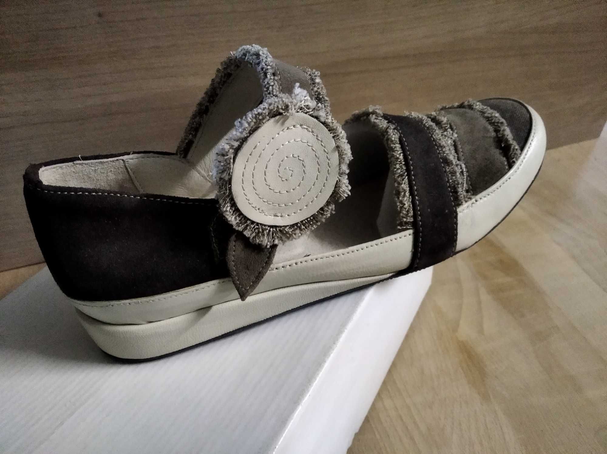 Colecção sapatos para desocupar melhor proposta