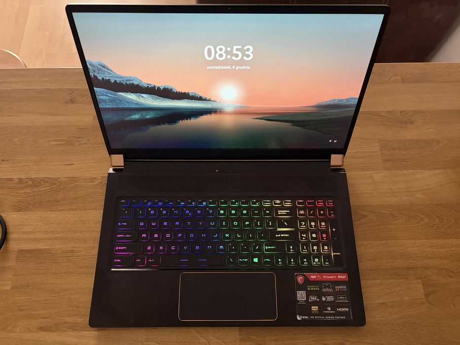 Laptop MSI GS75 Stealth 9SD - i7-9750H, GTX 1660 Ti, 16GB RAM