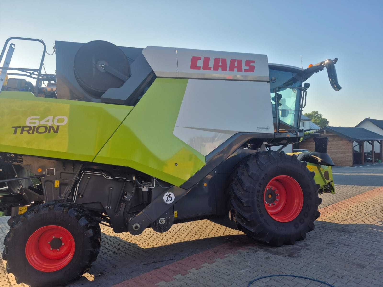 Kombajn CLAAS TRION 640 Rok 2024