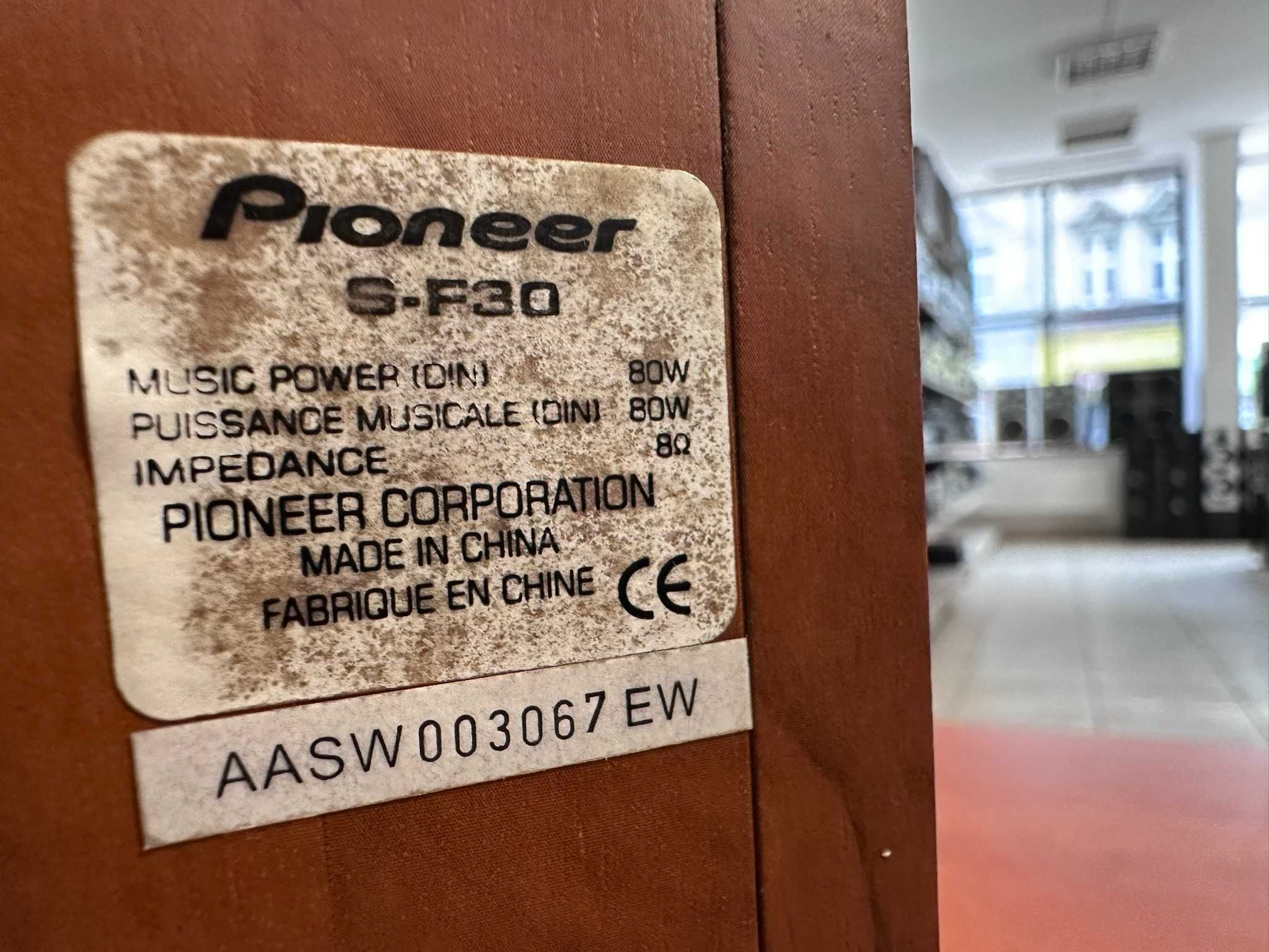 Kolumny Pioneer S-F 30