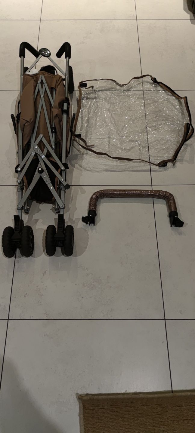 Wózek spacerówka -parasolka